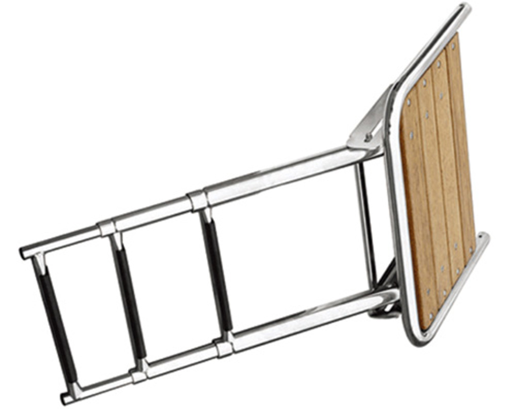 Badesteg mit klappbarer Leiter